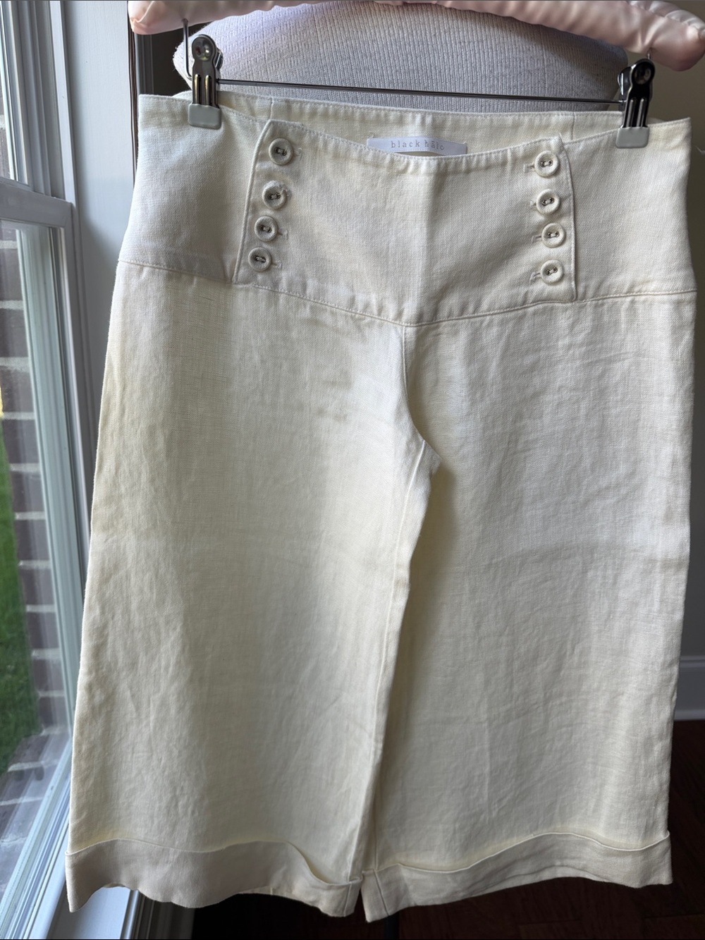 Black Halo  white Sailor-Button Wide Capris